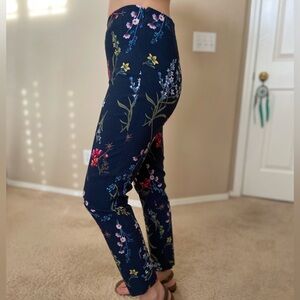 Time and Tru Navy Floral Skinny Pants